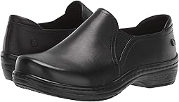 wide fit nursing shoes