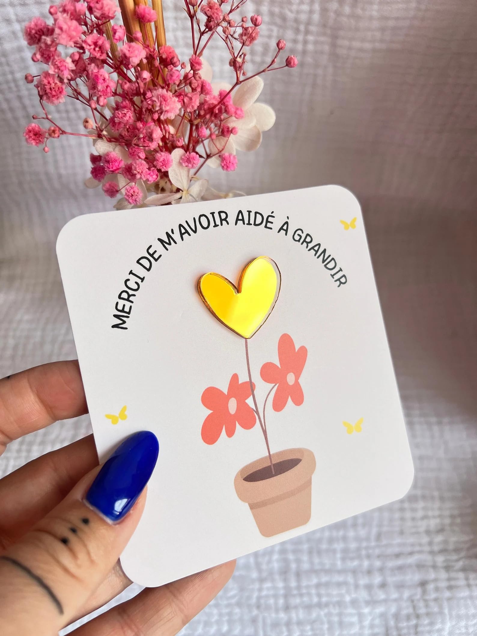 Pin's Broche à Personnaliser avec le Coeur de Votre Choix - Merci Maîtresse Maître Atsem Nounou