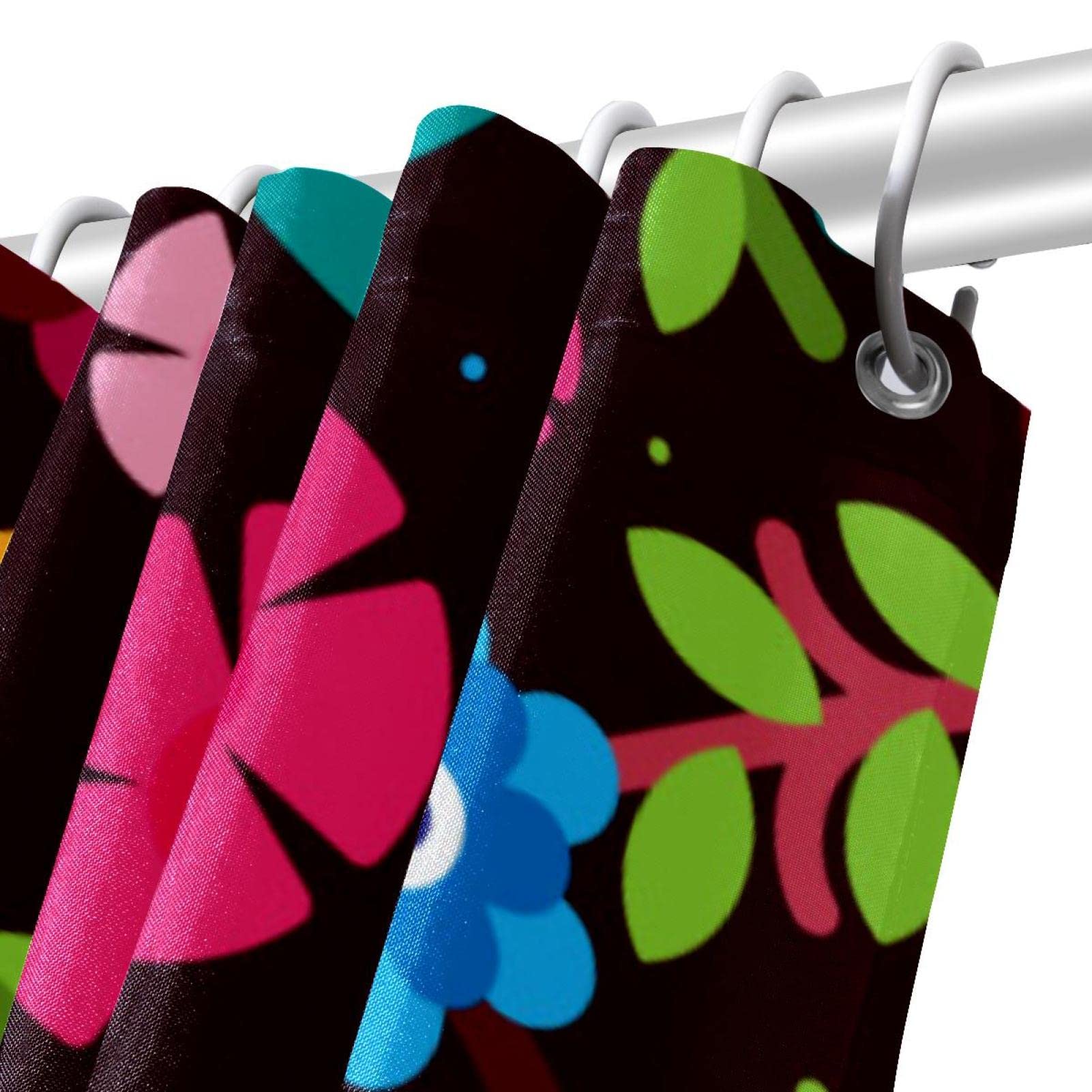 Set Di 4 Tende Da Doccia Per Bambini Con Animali Cartoon - Educativa Con Tappetino E 12 Ganci - 183x183 Cm