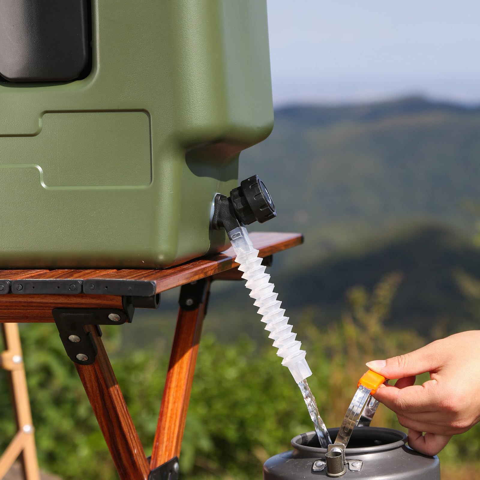 15L/30L Wasserkanister mit Zapfhahn, Tragbarer Wasserbehälter mit Desinfektionsmittelflasche, BPA-frei, Auslaufsicherer Wassertank für Camping, Wandern, Picknick, Notfälle