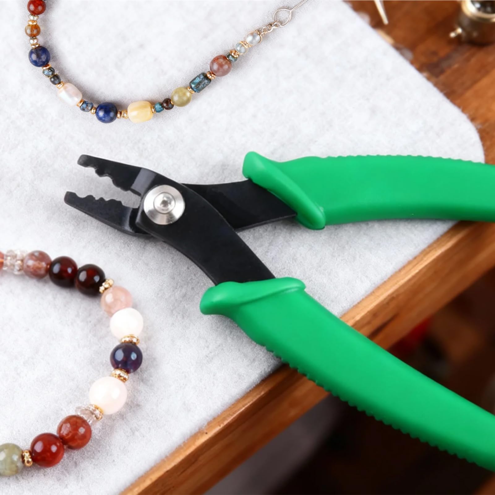 Bead Crimping Pliers Straight Head Bead Crimper Tool 2 Notches for 2mm and 3mm Beads Precision Mini Fine Pliers with Spring Crimper Press