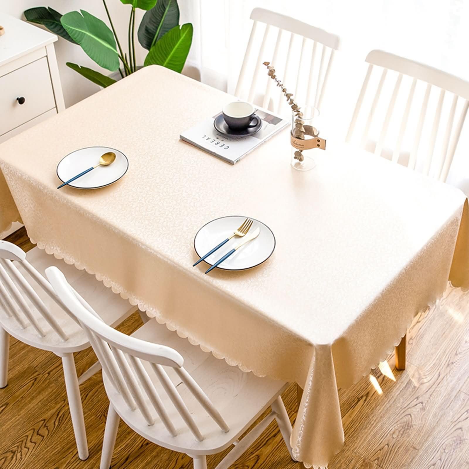Nappe decoration table rectangle a feuilles pour repas de famille