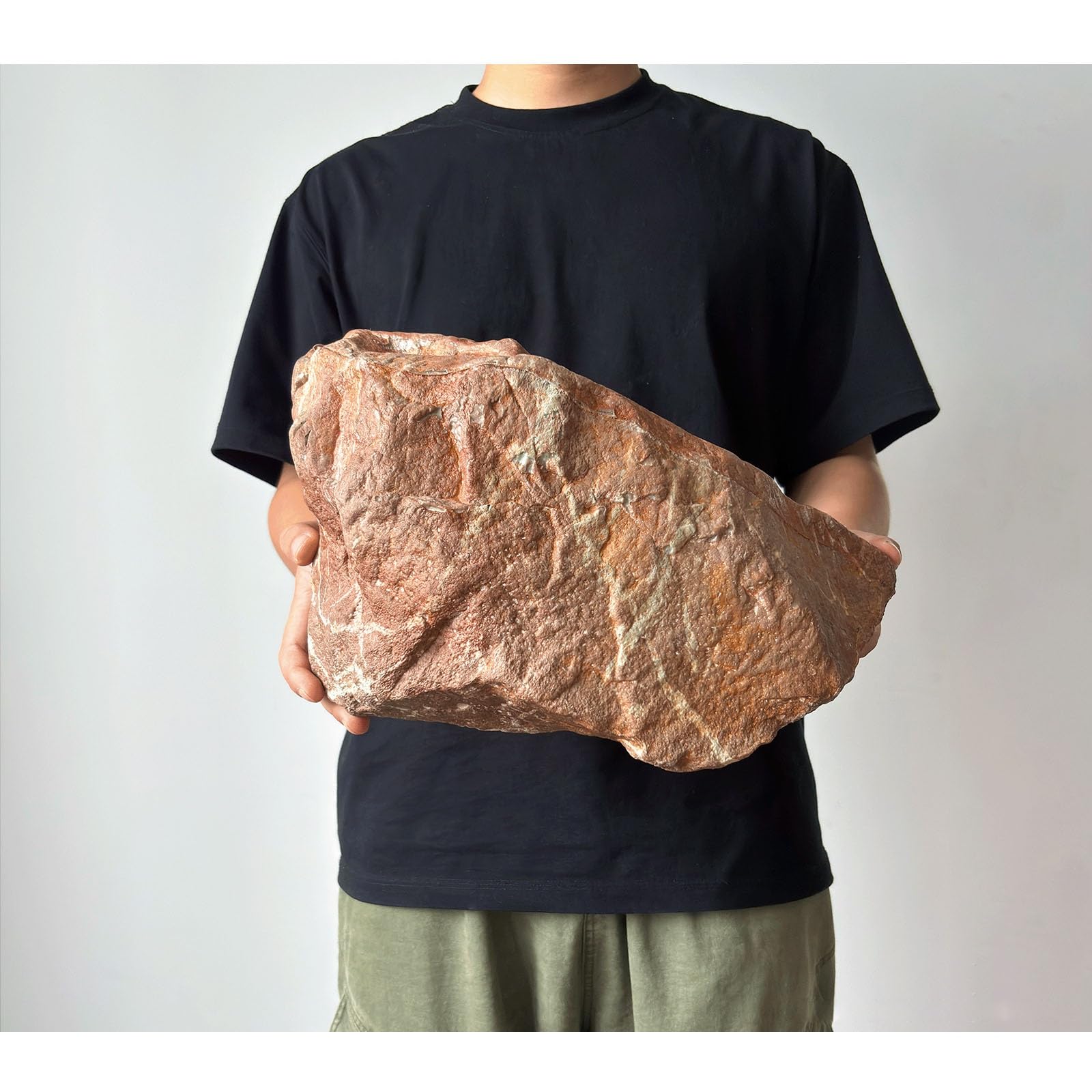 Piedras falsas no huecas de poliuretano, máxima resistencia para el paisajismo de tu patio