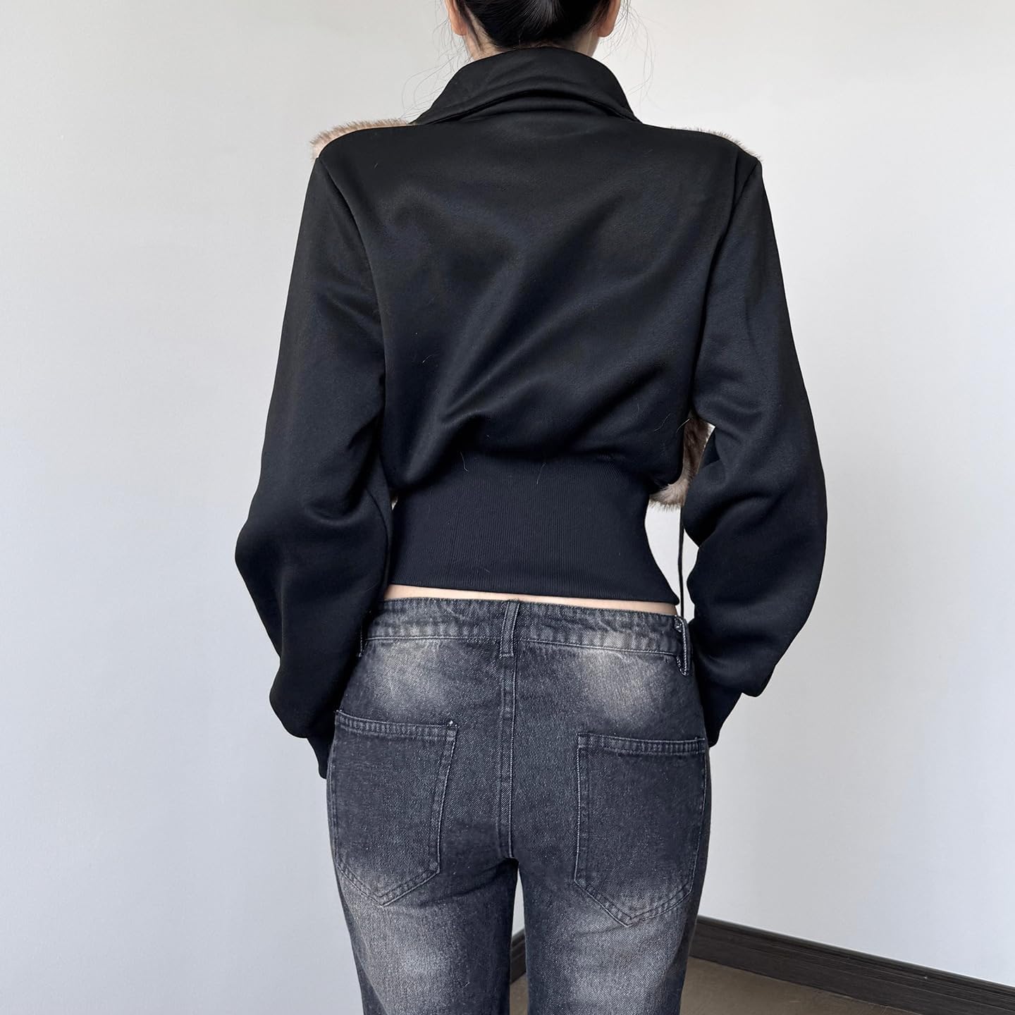 Women's Cropped Zip Up Faux Fur Jacket Coat Long Sleeve Fall Winter Tops Business Casual Y2K Outfits Clothing