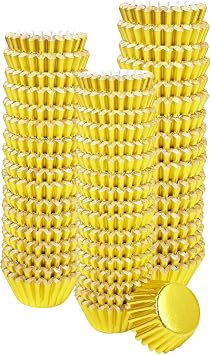 qiqee Mini Gold Foil Cupcake Liners For Baking 300pcs Baking Cups Thick & Sturdy, Oil Resistance, Muffin Liners PaperSmall Size 1.25inch Bottom