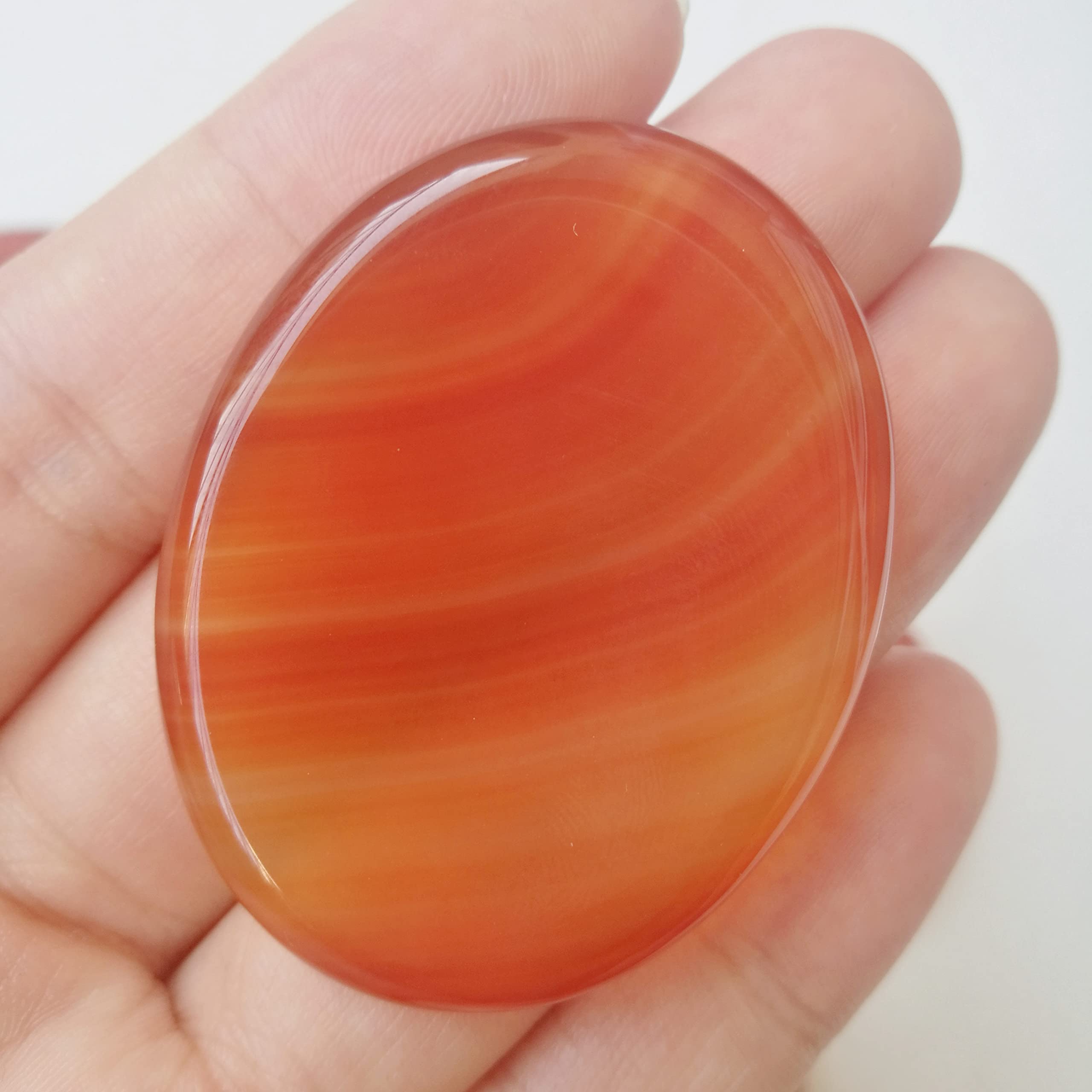 Manekieko1 Pcs Natural Carnelian Crystal Thumb Worry Stone,Stress Relax Healing Reiki Crystal Pocket Palm Stones