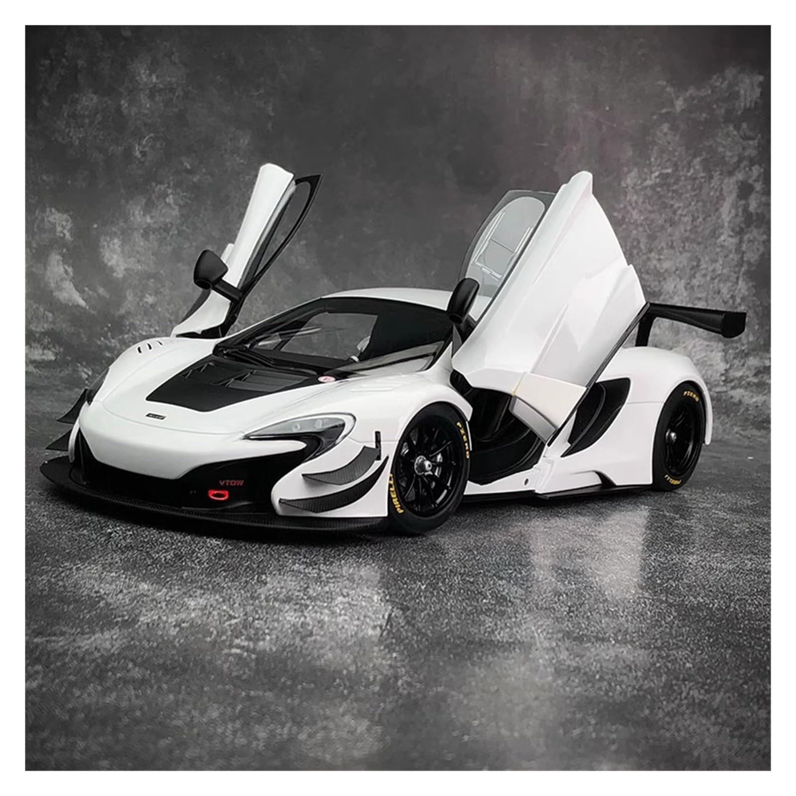 1/18 マクラーレン650S GT3 Amazon | AUTOart 1/18 マクラーレン 650S GT3 ホワイト 完成品