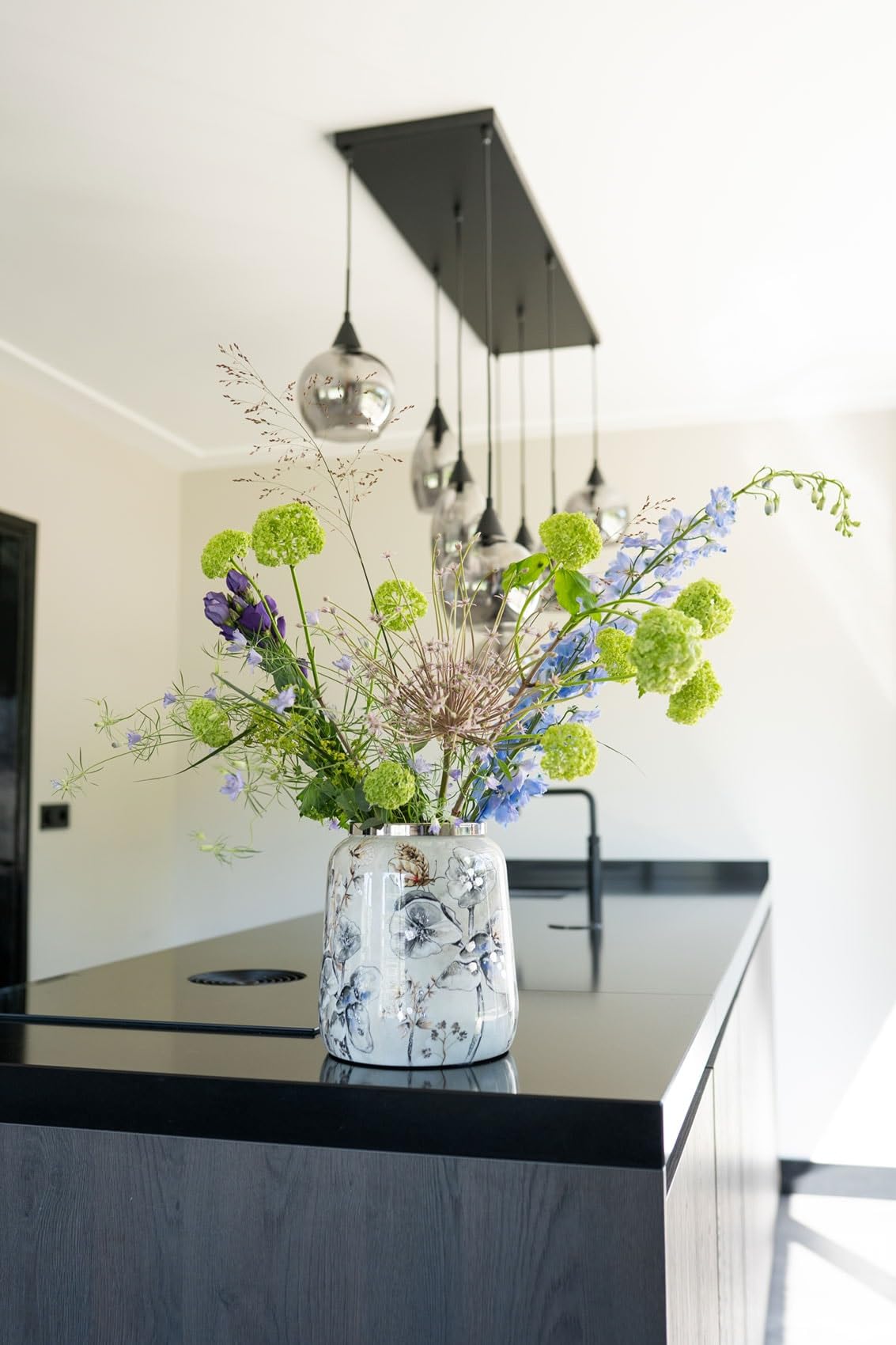Blumentopf hoch Moonlight Meadow - 21x24 - Metall & Epoxy - Exklusive Haushaltswaren für den Innenbereich - Handgefertigt - Einzigartiger Druck - Designed by Lammie
