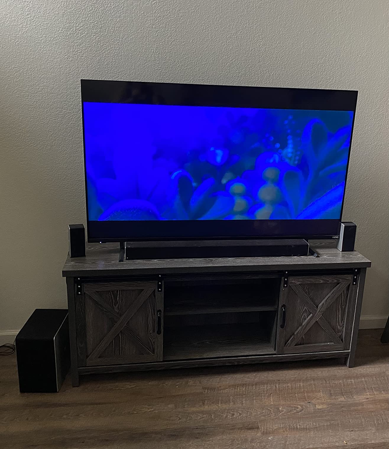 30/mo Finance Vinctik 6&Fox 58In Farmhouse Entertainment Center