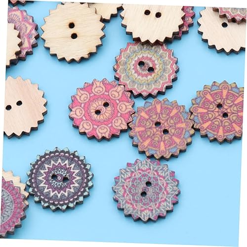 Miniatura 8 de EXCEART 200 botones para abrigos, bonitos botones de madera hechos a mano, botones de madera de flores, botones decorativos de madera para