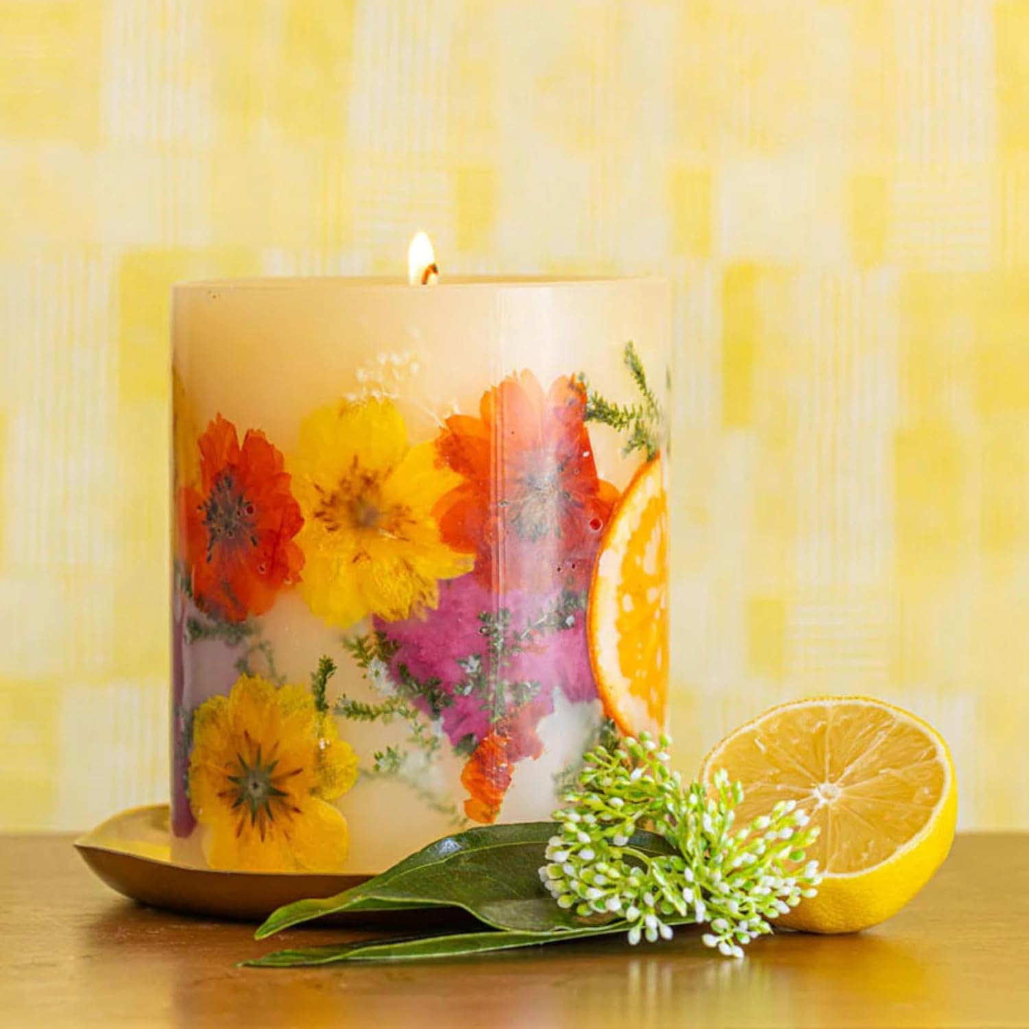 Rosy Rose Sugared Citrus Accent Botanical Candle, Single Piece, 4.5 x 5.5 Inch 120 Hour Burn Time Wax with Floral Embedded Flowers Bright Fruity Aroma, Livingroom Decor Spa Relaxation Luxury Gift