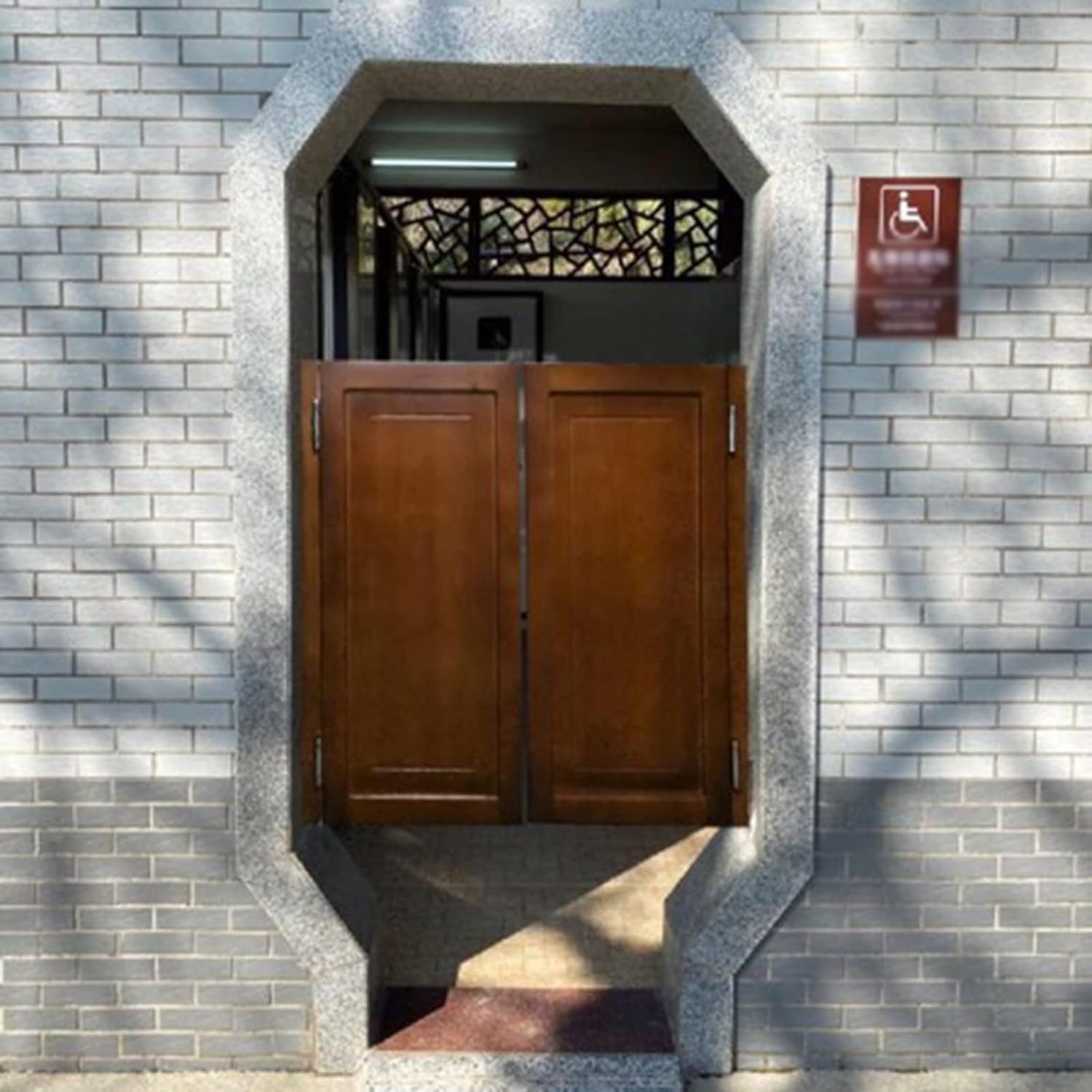 HHOZsafety Cafe Swinging Doors,Wooden Louvre Cowboy Door Partition Door, Half Waist Door for Indoor Porch Entrance Decoration(75x90CM/29.5x35.4IN)