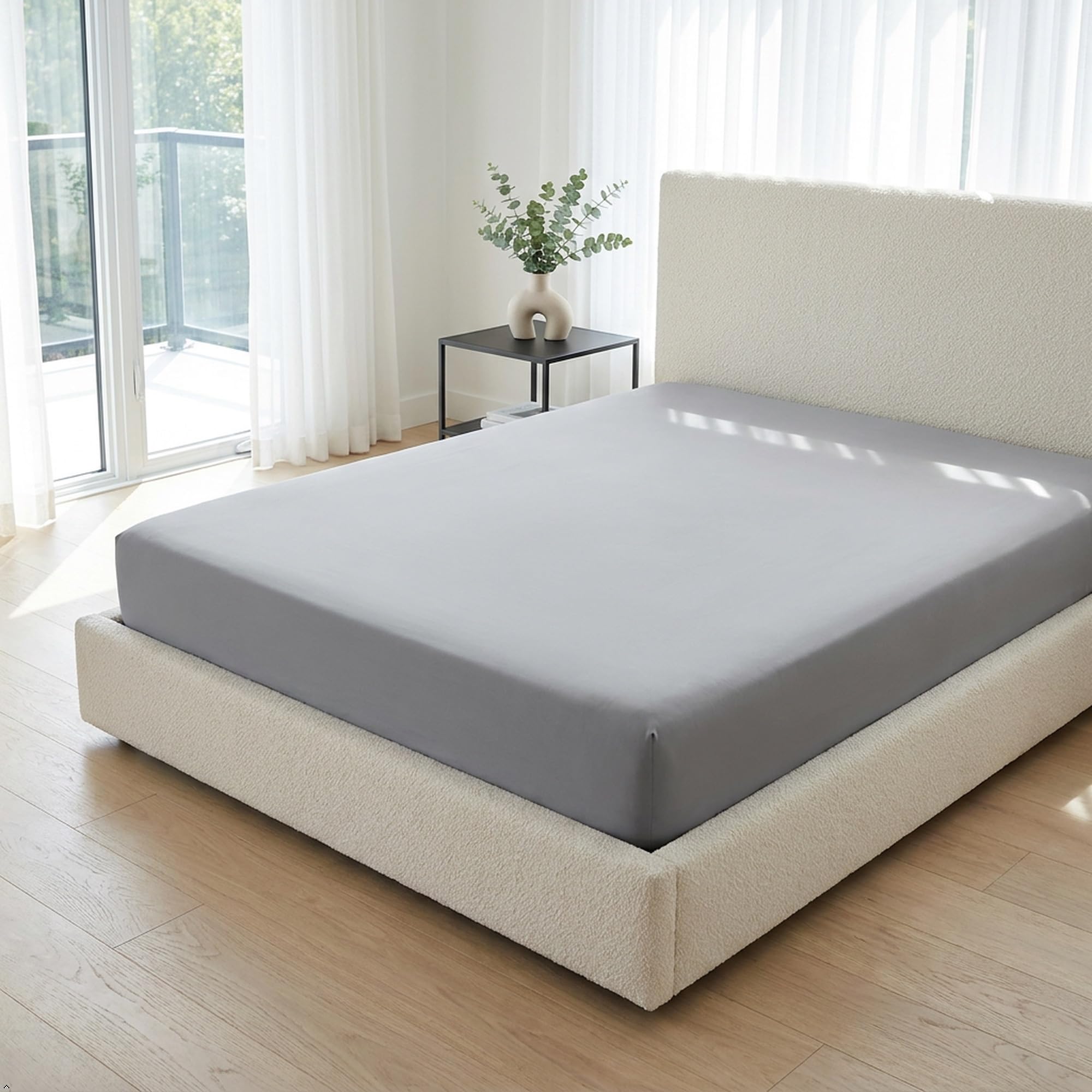 GroundBeds Luxe Grounding Fitted Sheet, King, Gray, 78 x 80 in image 4