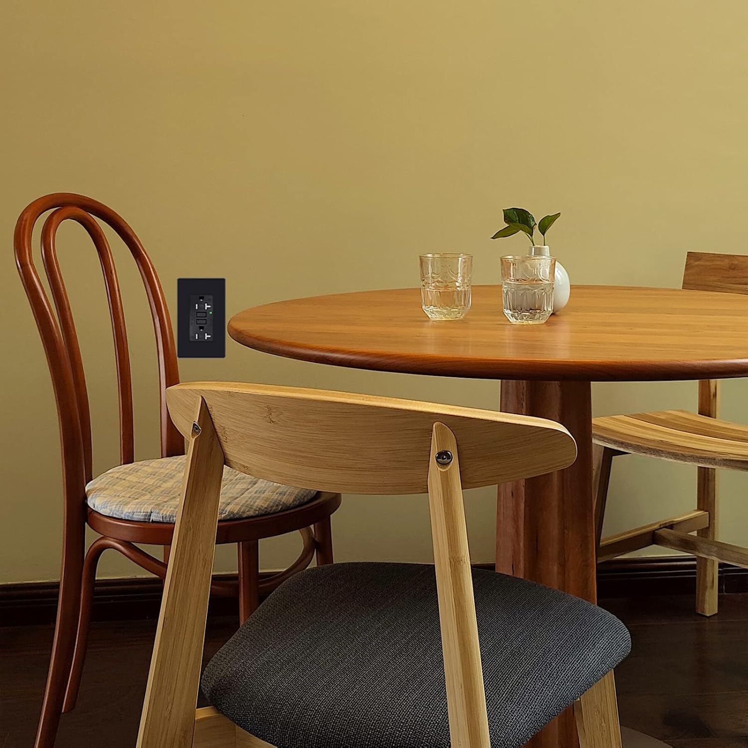 Black GFCI Outlet 15 Amp 4PK,KCMYTONER Black GFI Electrical Outlet, Black Ground Fault Receptacle Outlet Weather 125 Volt