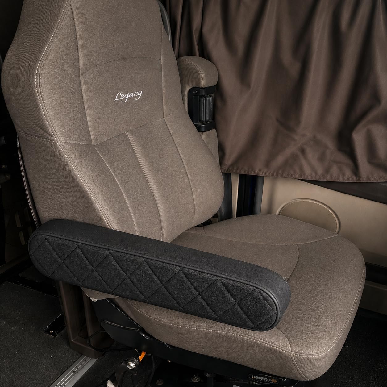 Armrest Cover Set for Legacy Seat, AR-T680-C-BLK/BLK