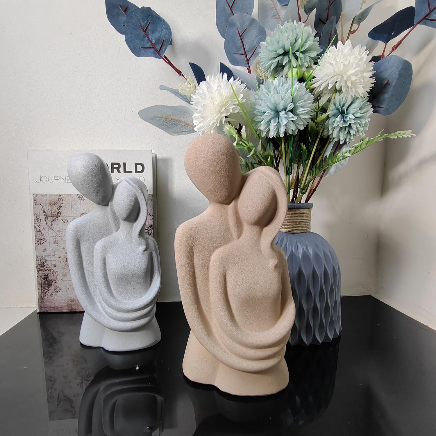 Statue Couple Qui S'embrasse - Déco Maison Moderne En Résine - Sculpture Abstraite Pour Salon Ou Bureau