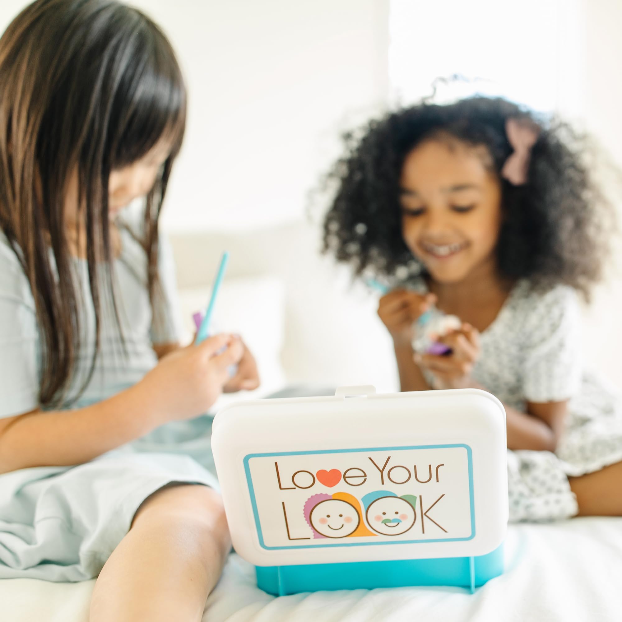 Melissa & Doug Love Your Look Pretend Makeup Kit Play Set