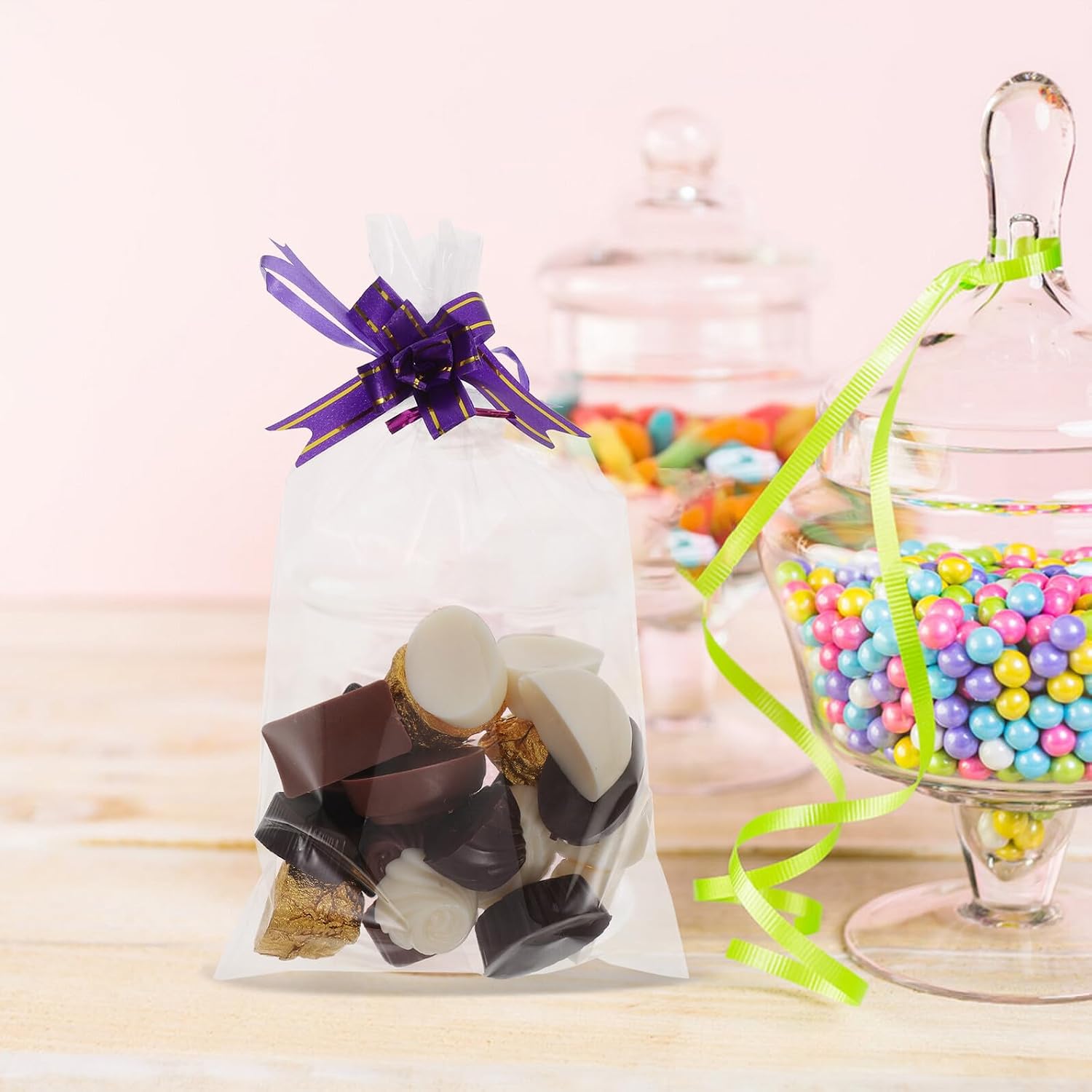 UTHCLO Cellophane Bags for Presents and Snacks, 400pcs 15x25cm Goodie Bags with Pull Bows and 10cm Metal Twist Ties for Party Favors, Candy, Cookies, and Wrapping