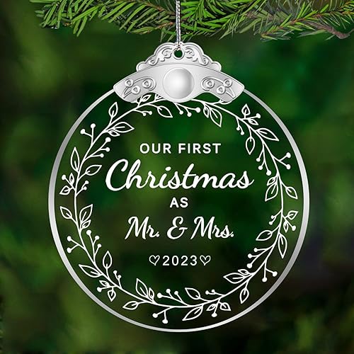 NURIONSS Adorno de cristal Our First Christmas As Mr & Mrs 2023, nuestro primer adorno navideño para casados, regalos de decoración de Navidad para