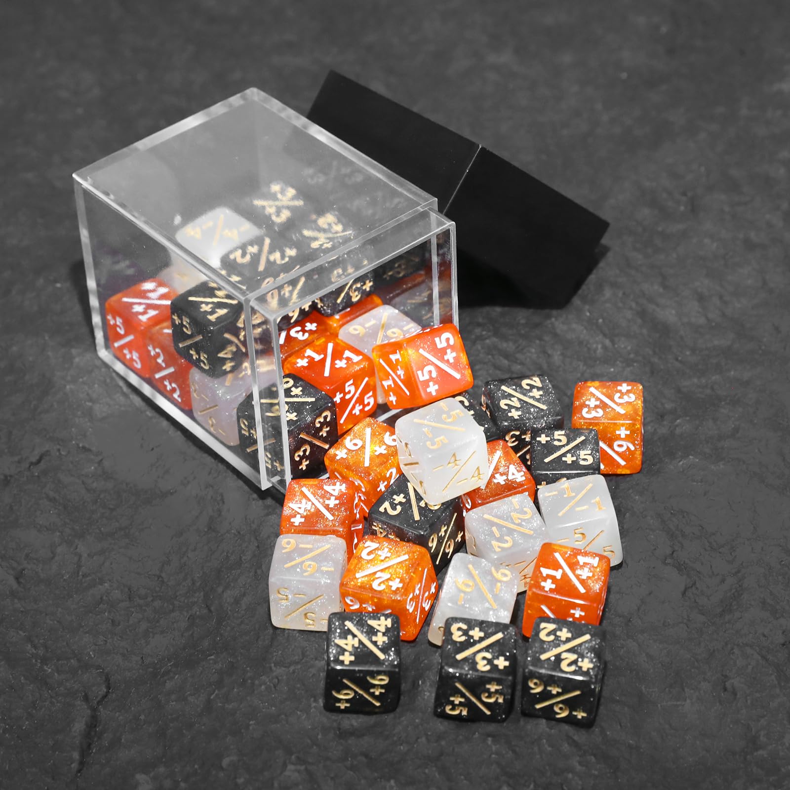 Amazon | SIXPOINTS 12mm MTGカウンターダイス36個 +1/+1トークン3色 6