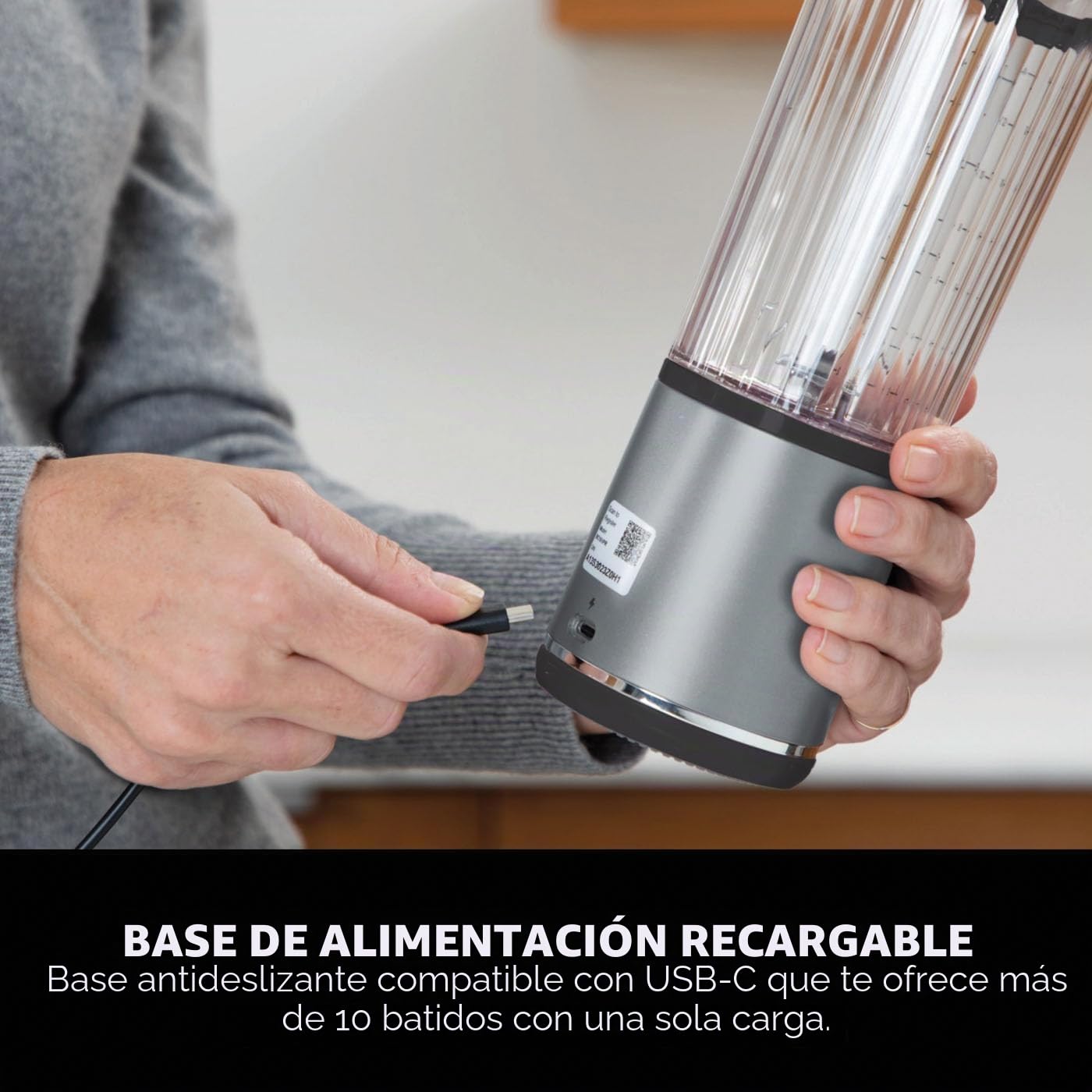 Ninja Blast BC151UKBK - Batidora portátil de 530 ml, tapa a prueba de fugas y boquilla para sorber, potente licuadora inalámbrica, recargable, batidos portátiles, batidos de proteínas, mezclas de