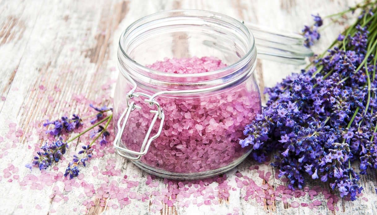 Sales de Baño AMAS - Idea de Regalo - 3 fragancias - 350g (10 usos) x3 - Lavanda Purificante y Calmante + Hibisco Relajante + Granada y Arándano Revitalizante - 100% NATURAL - VEGANO