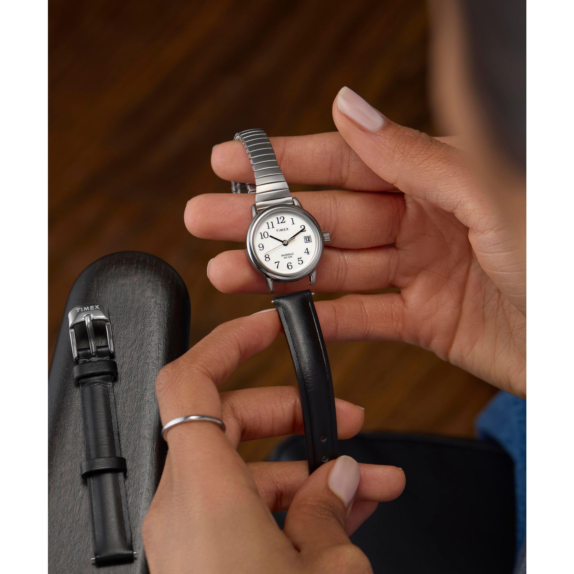 Timex Easy Reader TWG025200 Damski zegarek z paskiem rozszerzającym 25 mm i skórzanym paskiem