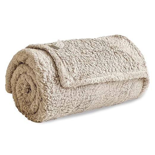 GONAAP Sherpa Fleece Throw Blanket Plush Fluffy Cozy Lightweight Blanket for Bed Sofa Couch Travel (Twin(60