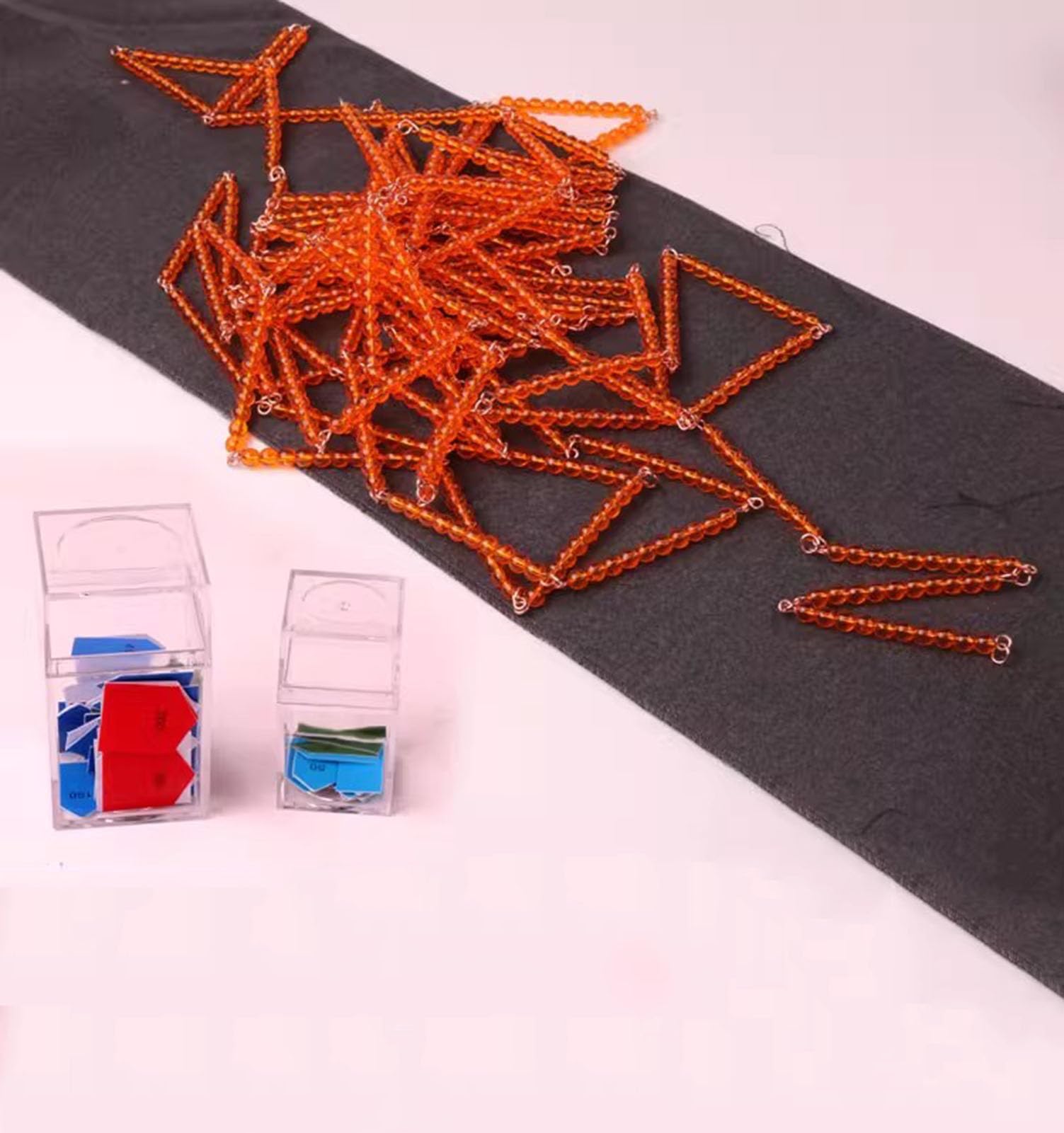 Montessori 100 e 1000 Set di Catene di Perline, Giocattoli matematici Materiale per i più Piccoli Giocattolo di apprendimento prescolare,Carpet Covers