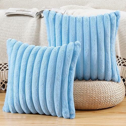 MADIZZ Juego de 2 fundas de cojín decorativas de felpa de piel sintética de 12 x 12 pulgadas, color azul claro, esponjosas, a rayas, suaves,