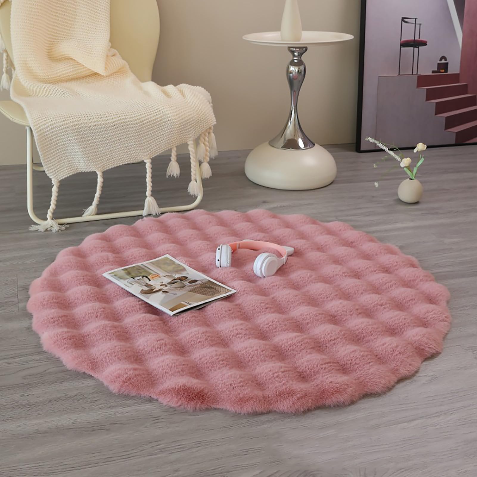 Tapis lavable antidérapant rose pour sécuriser le salon