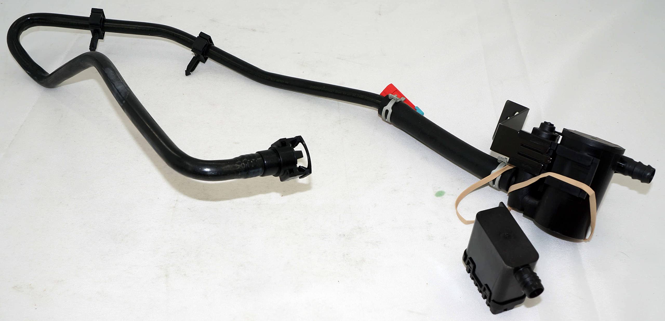 Amazon.com: Genuine GM 19207762 Evaporator Emission Canister Vent  