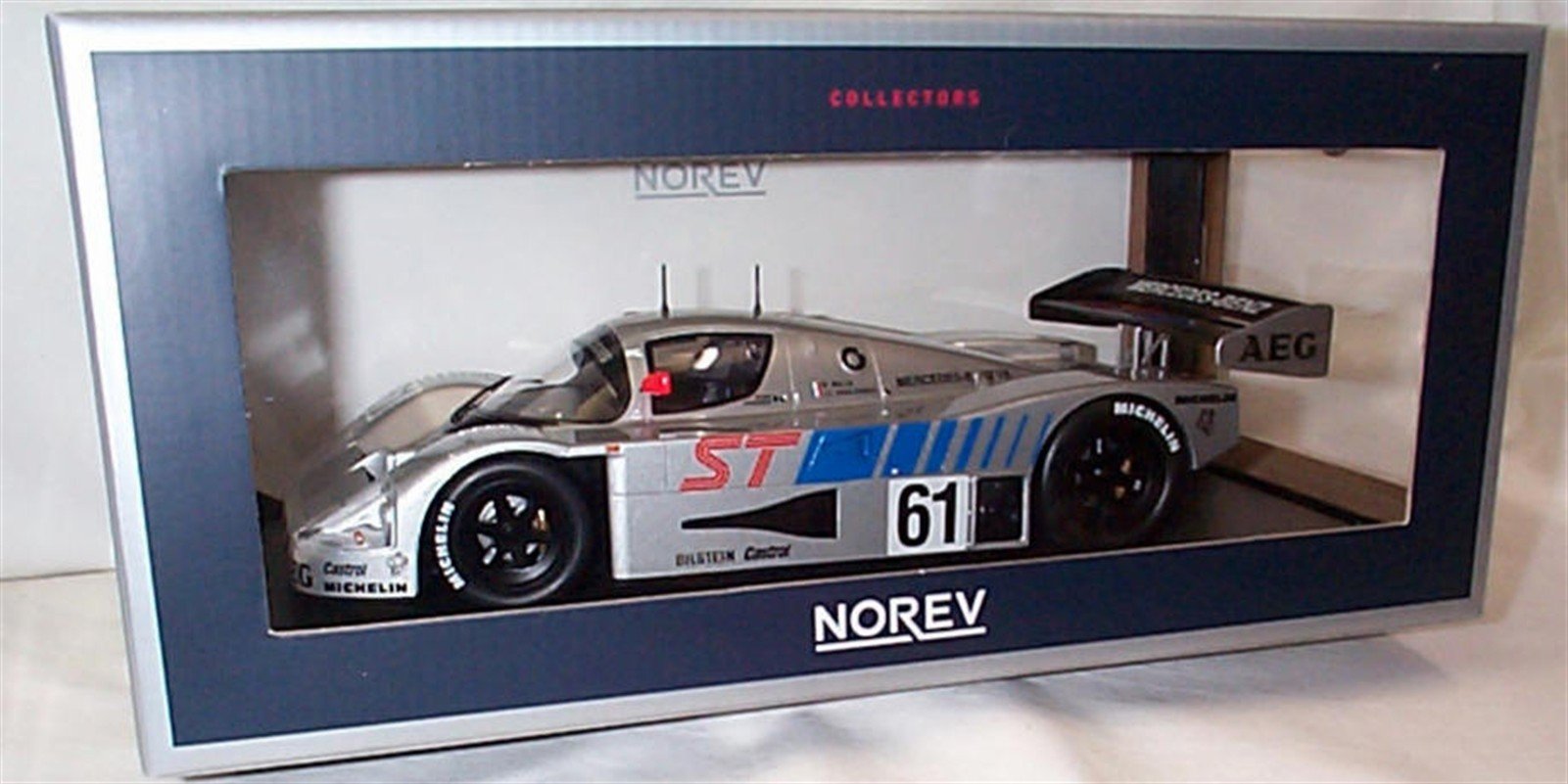 ザウバーメルセデスC9 1/18 1989鈴鹿　NOREV Sauber-Mercedes C9 1989 400 km Suzuka 61 Baldi/Schlesser