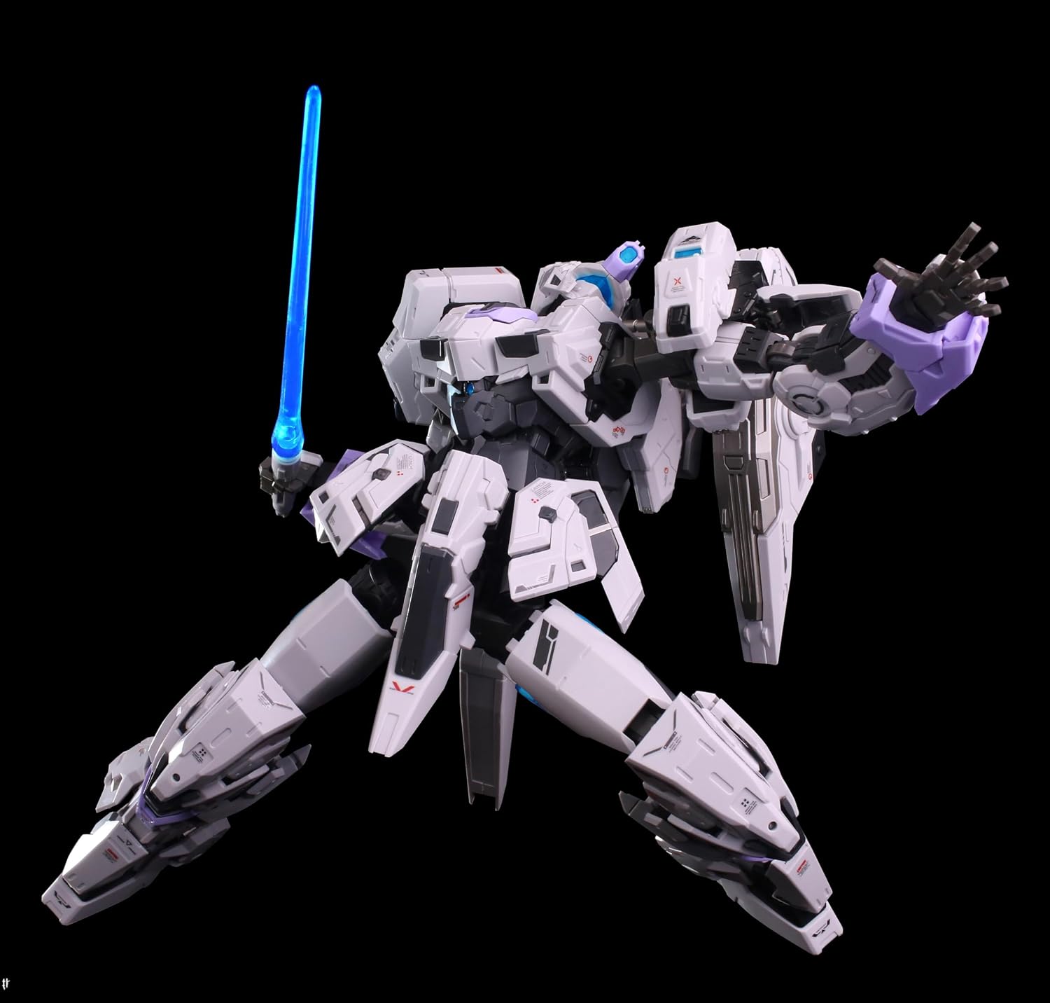 GODOMO 23 cm Tall Action Figure LUNATRACE Collectible Plastic Model Kits GM-002