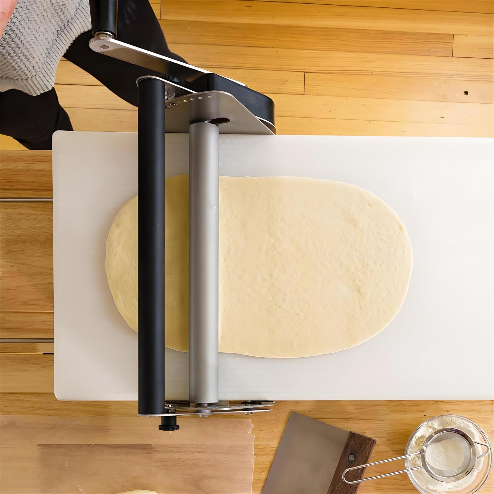 Manueller Nudelteigroller, verstellbare Dicke für hausgemachte Bäckerei, perfekt für Blätterteig und frische Nudelherstellung