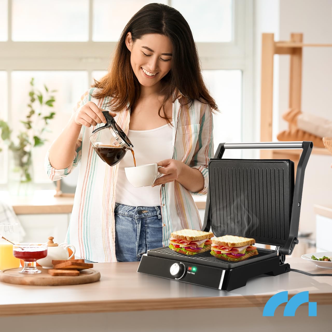 MalTec Kontaktgrill - Einstellbare Temperatur 180° aufklappbar. Große Grillfläche und hohe Power-Leistung. Teflonplatten verhindern das Anhaften und Fettauffangschale