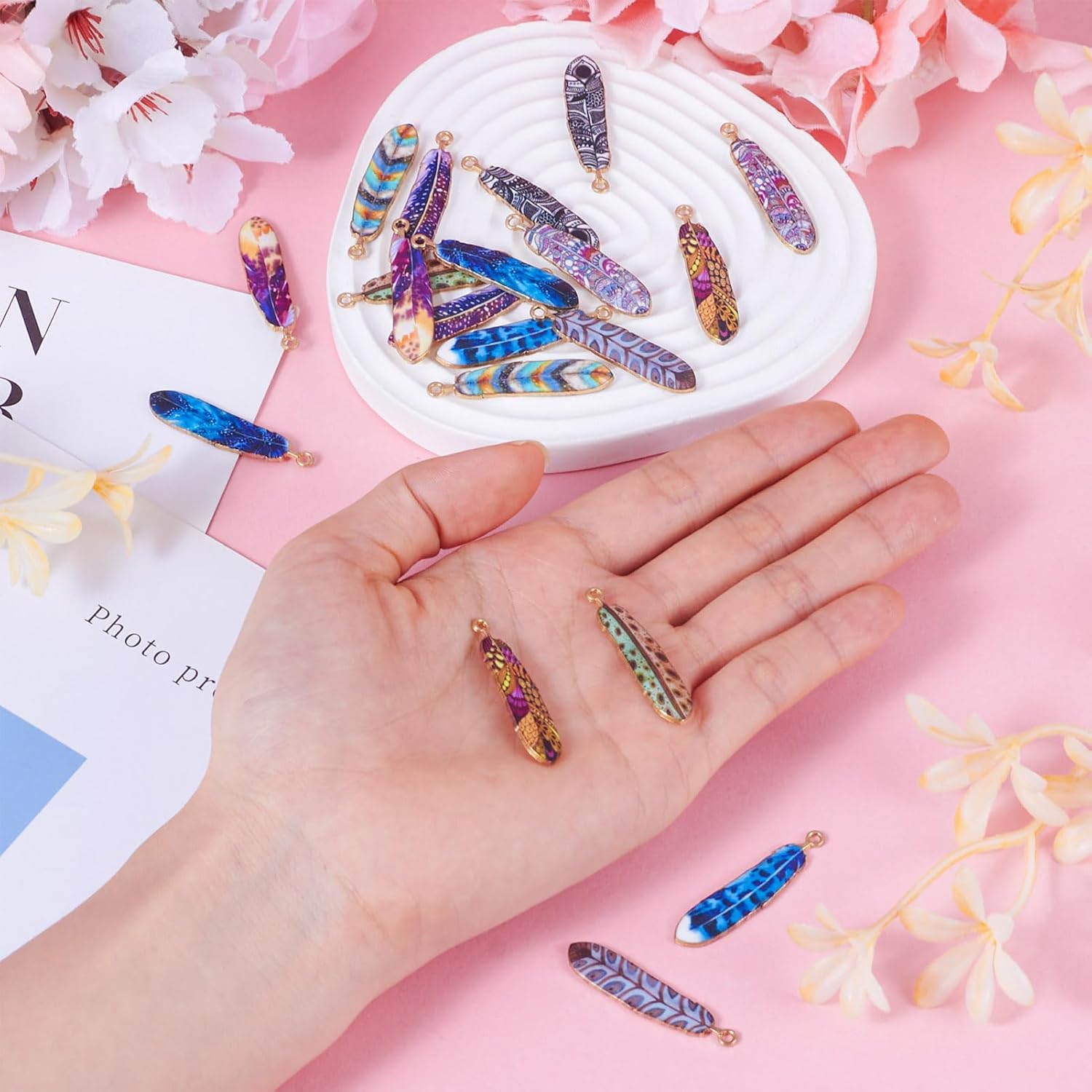 FASHEWELRY Printed Alloy Feather Charms Pendants Mixed Color Feather Rack Plating Alloy Pendants Animals Wings Plumage Charms Metal Collection for DIY Necklace Bracelet Jewelry Making - Image 6