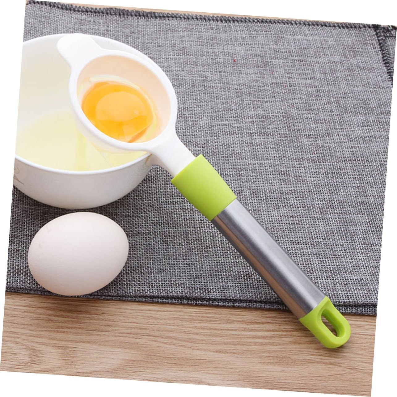 OUNONA Egg Separator Yolk White Separator Stainless Steel Handle Kitchen Gadget for Baking Cooking Random Color