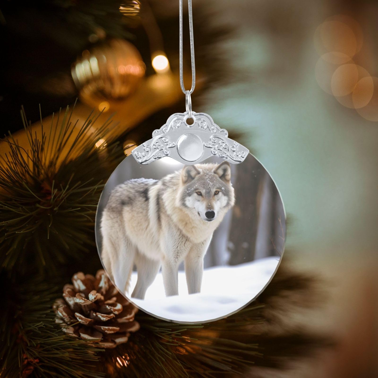 Crystal Christmas Ornaments for Christmas Tree Decoration Hanging Wolf in The Snow Ornament with Gold Ribbon Crafts Round Pendant for Keepsake Gifts Glass Xmas Decor Party Supplies