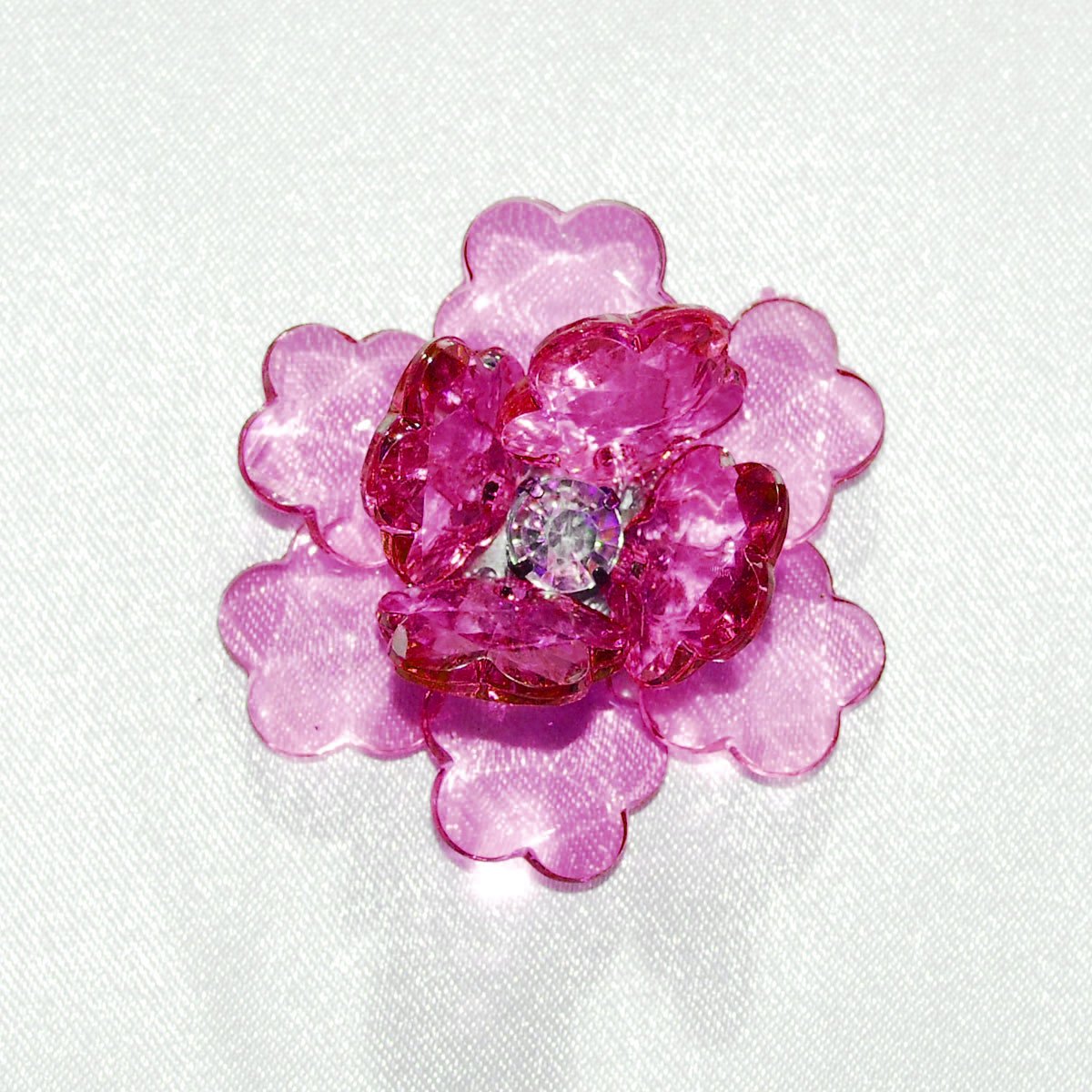 Firefly ImportsFlower Lotus Crystal with Shredded Edge, Fuchsia