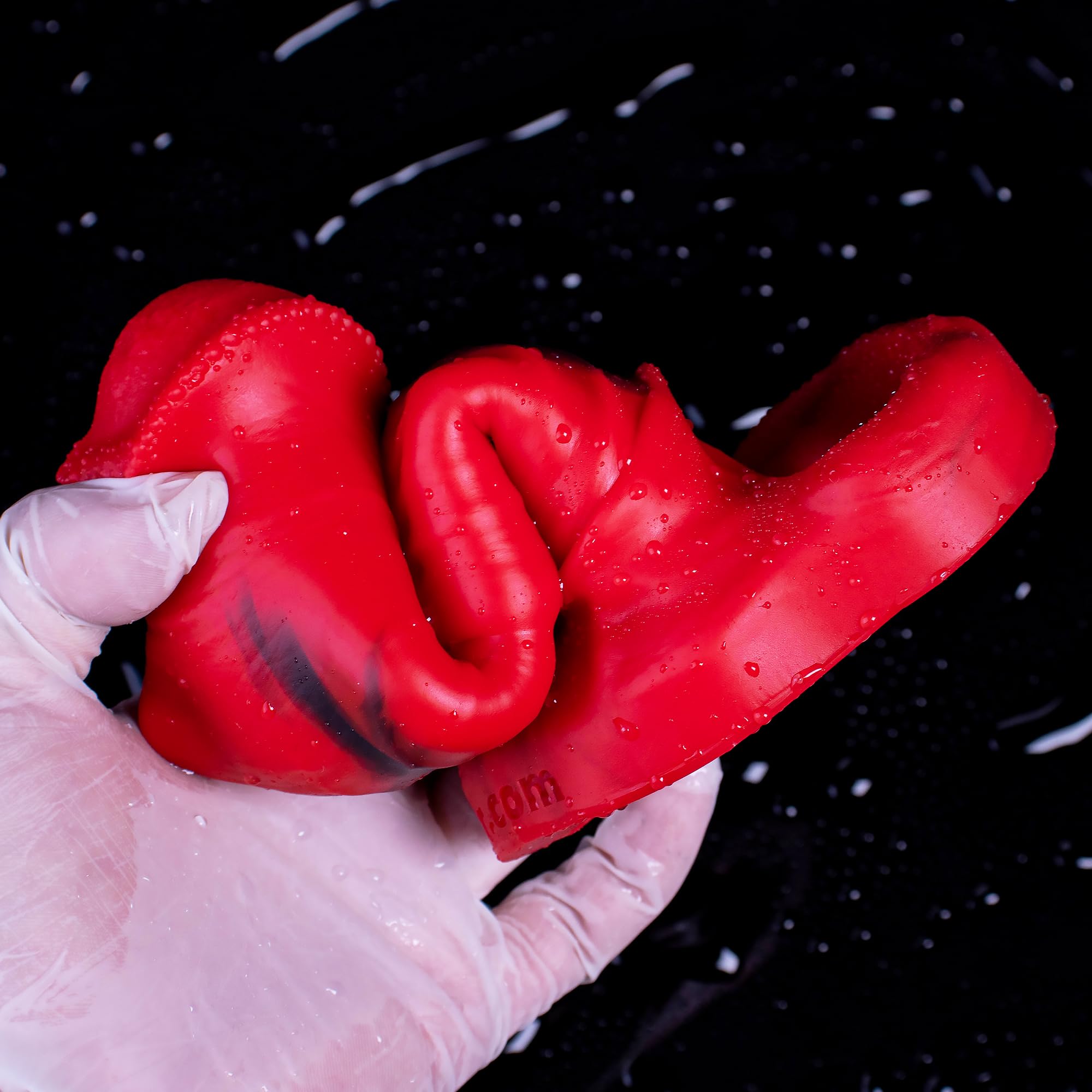 Guaina di estensione in silicone a forma di cavallo per pene maschile con fibbia estensibile per aumentare la lunghezza e la circonferenza (rosso)