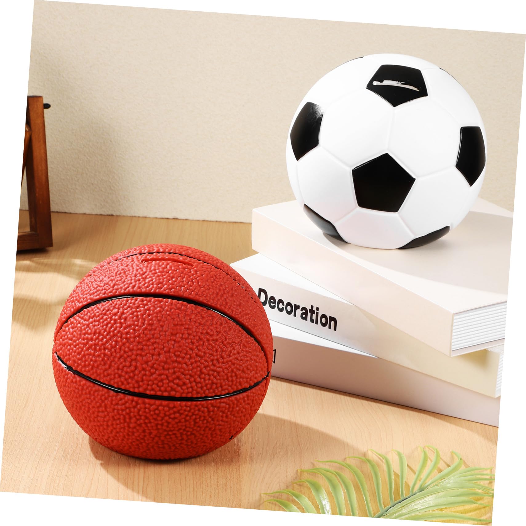 Gatuida Set di 2 Salvadanai per Ragazzo e Ragazza a Tema Sport, Pallone da Basket e Calcio in Vinile, Barattolo per Risparmio, Decorazione Casa e Regalo