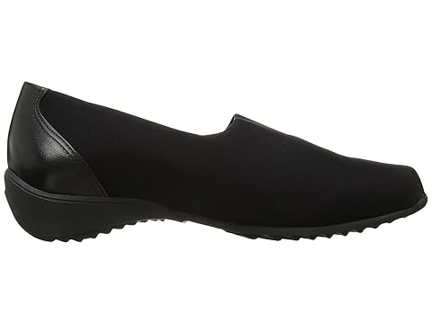 munro traveler shoes