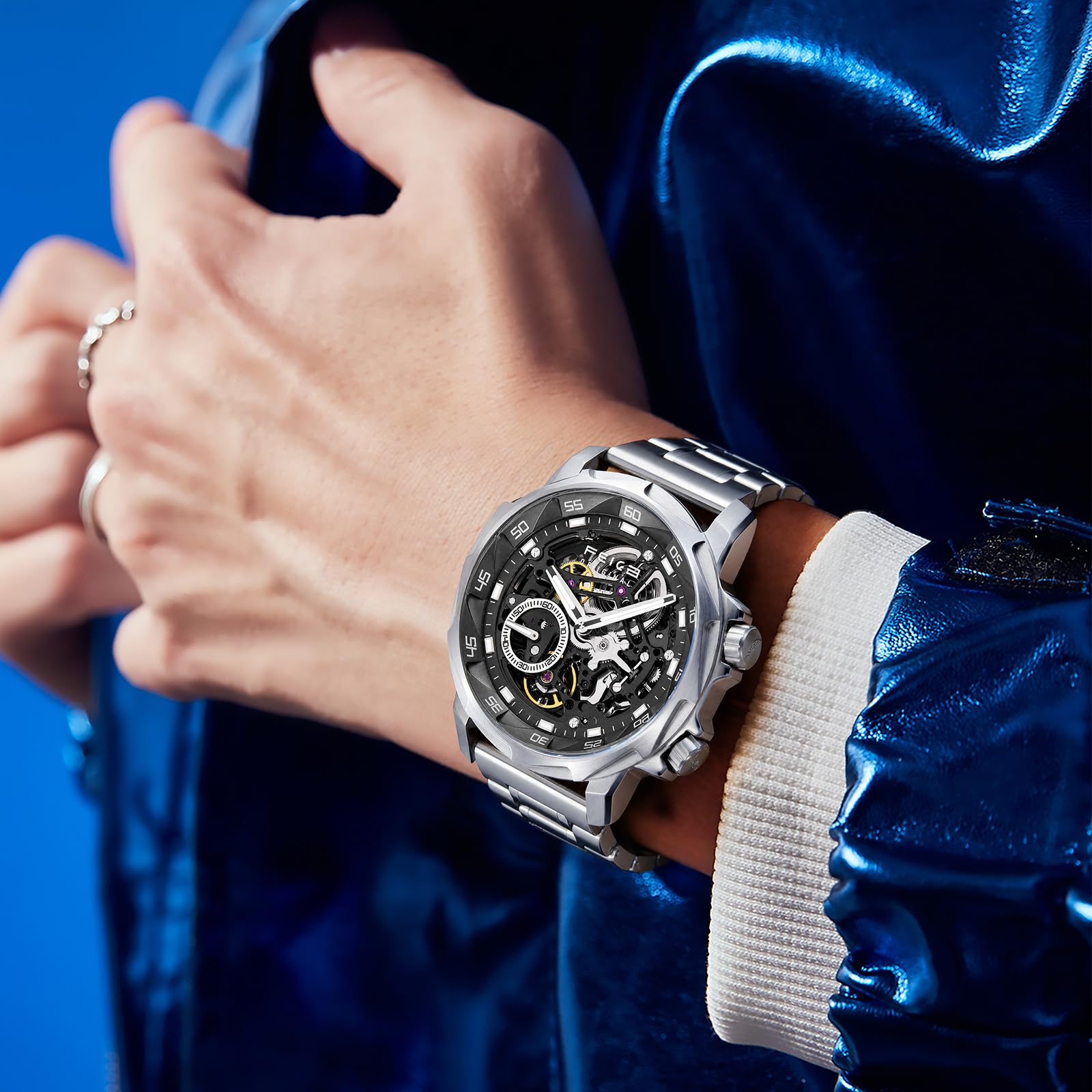FEICE FM511 YHG Orologio da uomo automatico scheletro, lussuoso vetro zaffiro vetro quadrante blu lancette luminose, orologio da polso sportivo impermeabile 5ATM con cinturino in acciaio inossidabile
