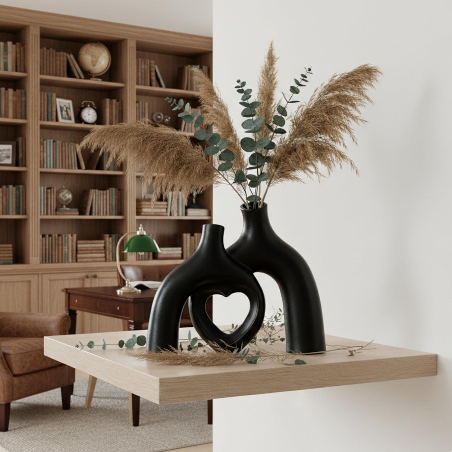 Lvases Couple Hugging Heart Art Vase, Ceramic Modern Decorative Flower Vases for Boho Home Decor Centerpiece Shelves Mantle - Nordic Aesthetic (Matte Black)