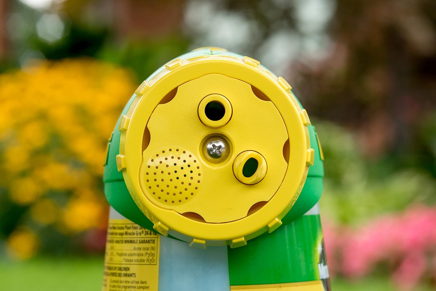 Miracle-Gro Garden Feeder Hose End Sprayer, with All Purpose Plant Food