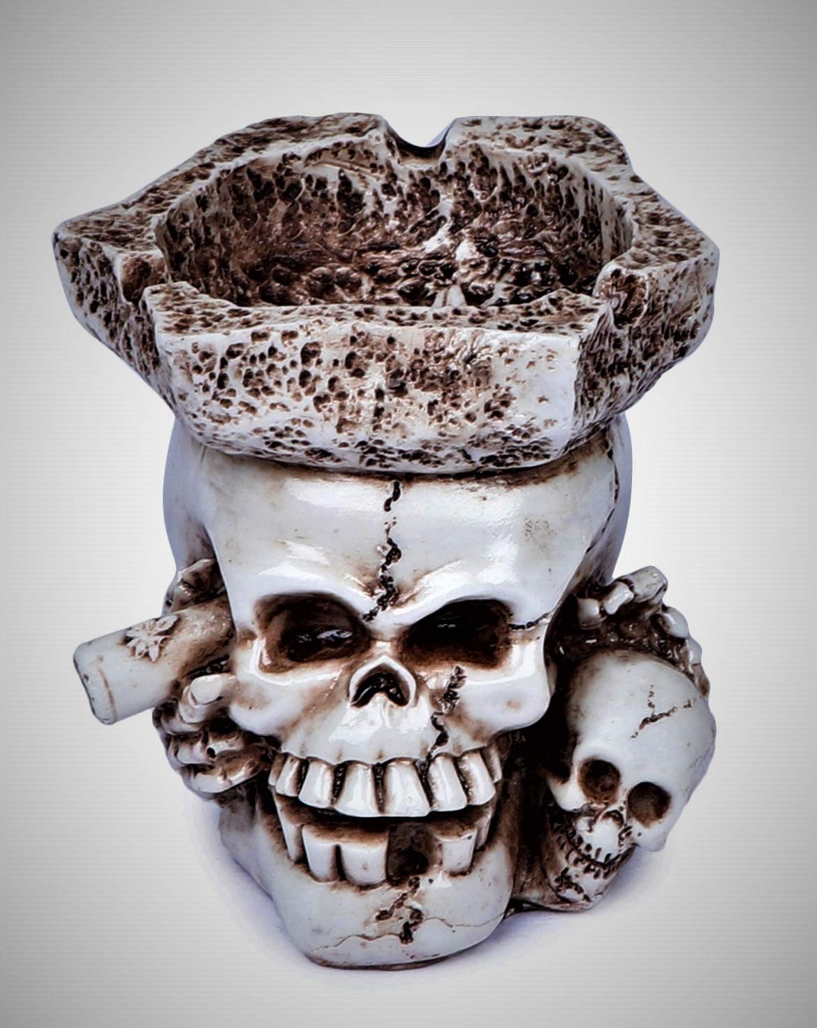 Inara Creation Resin Skull Ashtray for Home
