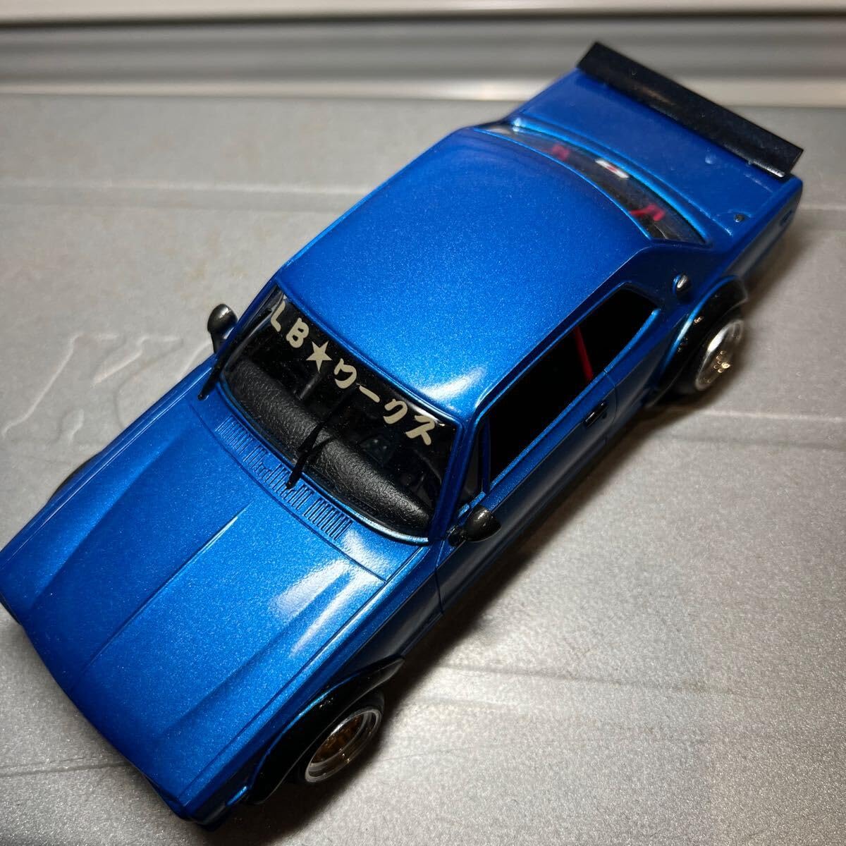 アオシマ 1/24 ハコスカ 完成品 街道レーサー