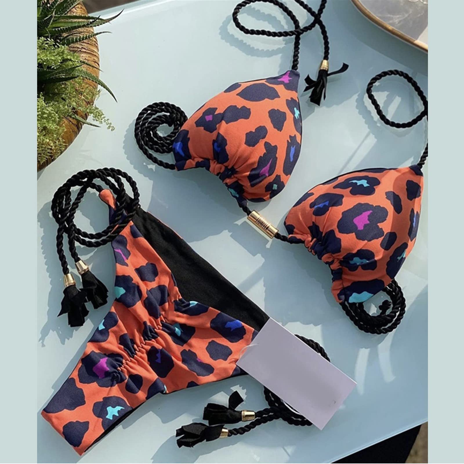 Bikini hecho a mano de cuerda de punto para mujer, traje de baño de punto nuevo sexy bikini Split, cuerda multicolor atractiva