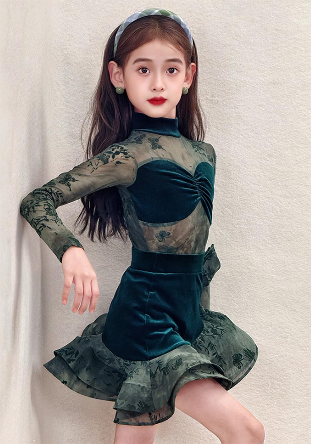 Robe À Franges pour Fille Manches Longues en Velours Tenue De Danse pour Enfant Jupe De Bal Robe De Spectacle pour Entraînement et Spectacle(150cm)